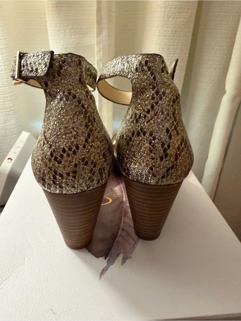 Jessica Simpson Metallic Gold Snake-Print Peep-Toe Ankle Strap wedge heels 8M